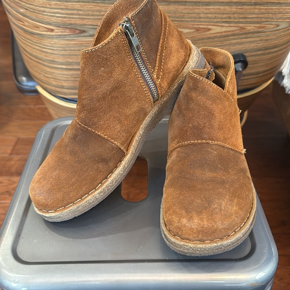 Born Suede Tora  Booties — Brown - Picture 5 of 9